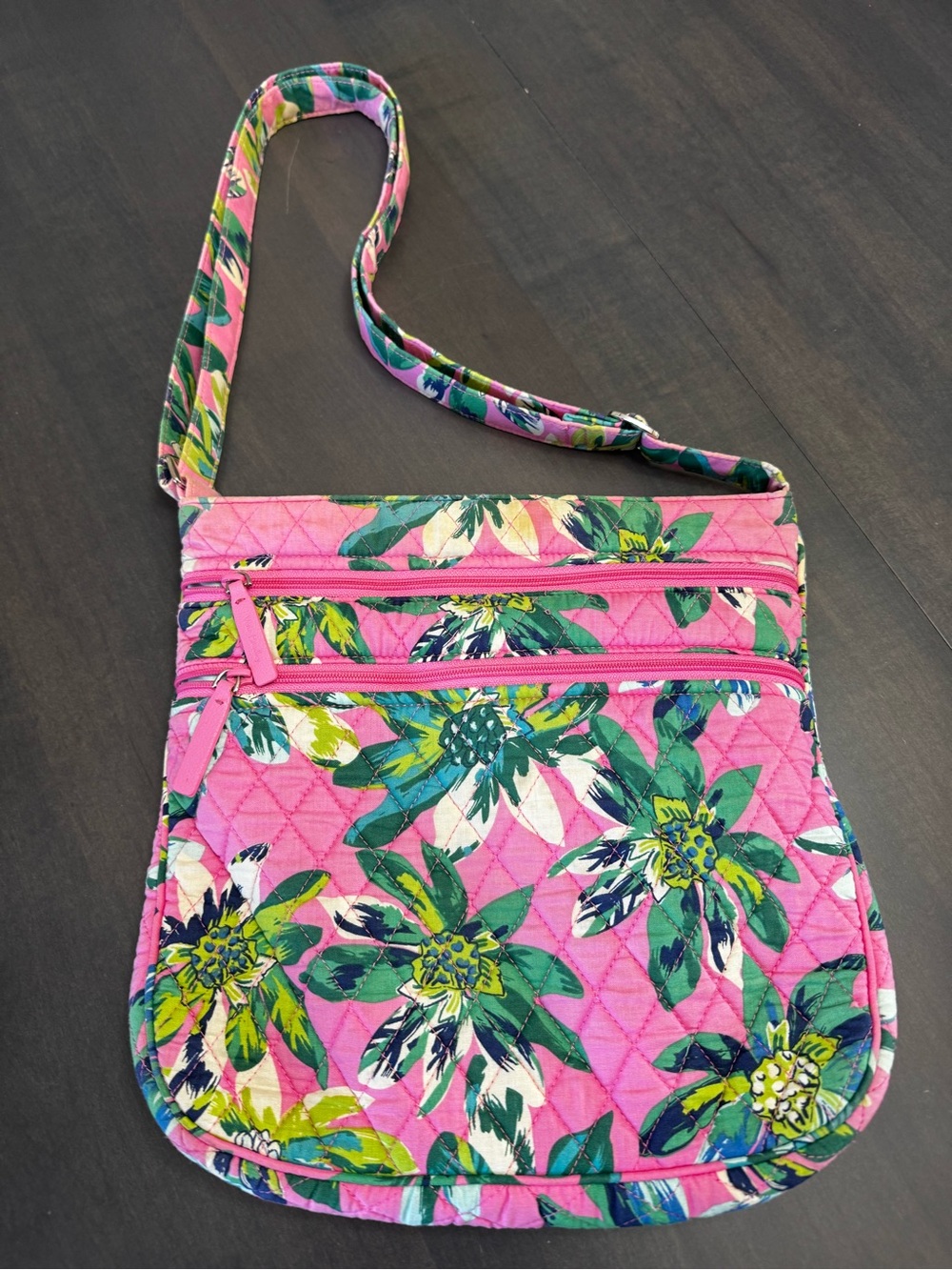 Vera Bradley Triple Zip Hipster Crossbody in Tropical Paradise Purse Bag Floral